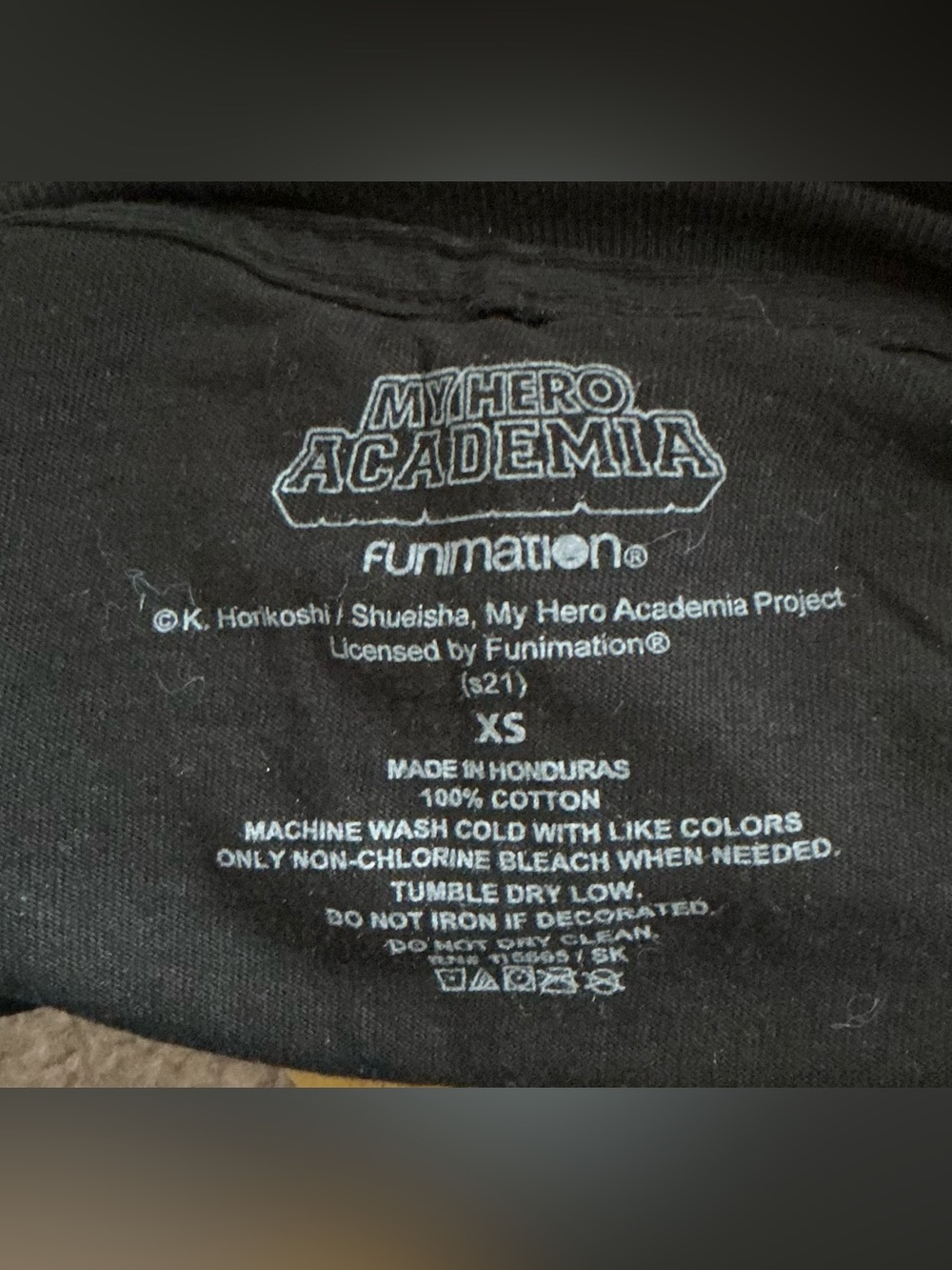 MHA Hawks tshirt - Picture 3 of 8